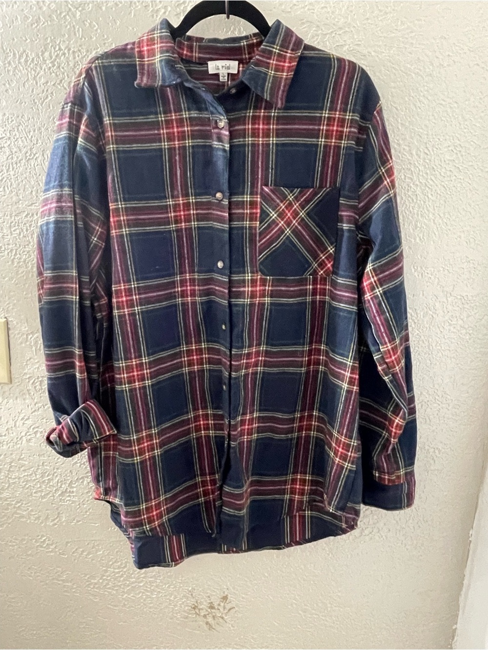 LA MIEL Women's Winter Navy, Red and Cream Plaid Button-Down Shirt Large